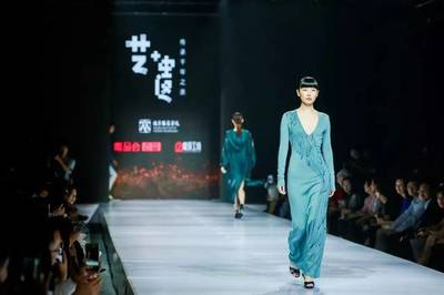 北京時(shí)裝周 | 傳承、跨界、童趣,三個(gè)不容錯(cuò)過的關(guān)鍵詞